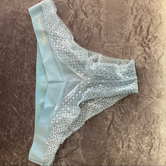 SET Victoria’s Secret Very Sexy Pushup Bra & Panty - Picture 7 of 9